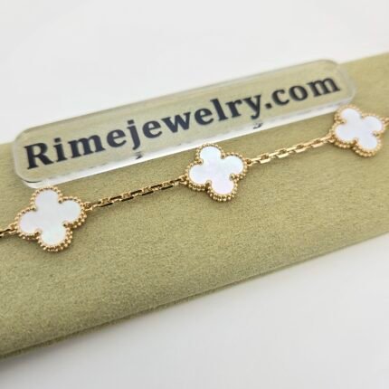 Vanke Five-Flower Bracelet