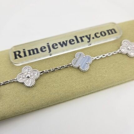 Vanke Five-Flower Bracelet