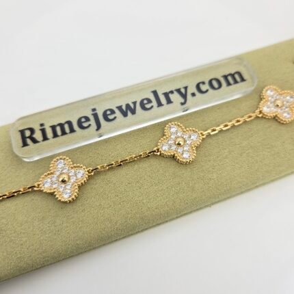 Vanke Five-Flower Bracelet