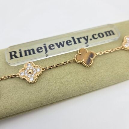 Vanke Five-Flower Bracelet